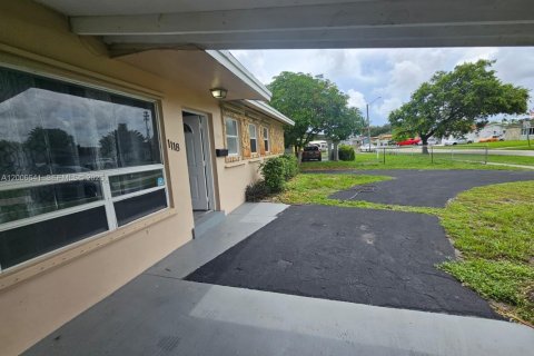Villa ou maison à vendre à Lauderhill, Floride: 5 chambres, 132.85 m2 № 2390178 - photo 26
