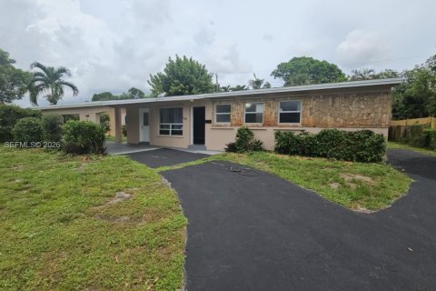 Villa ou maison à Lauderhill, Floride 5 chambres, 132.85 m2 № 2390178