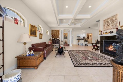 House in Brooksville, Florida 3 bedrooms, 188.96 sq.m. № 1631693 - photo 9