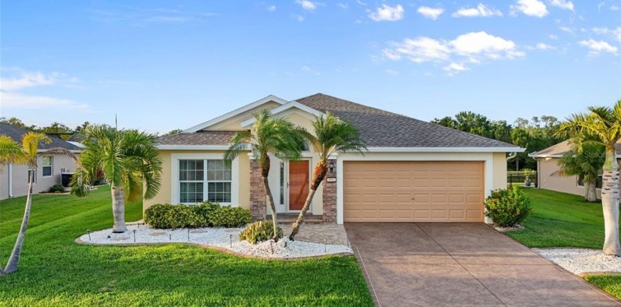 House in Parrish, Florida 3 bedrooms, 169.36 sq.m. № 1689812