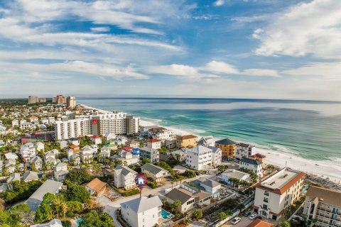 Casa en venta en Miramar Beach, Florida, 8 dormitorios, 413.88 m2 № 561731 - foto 1