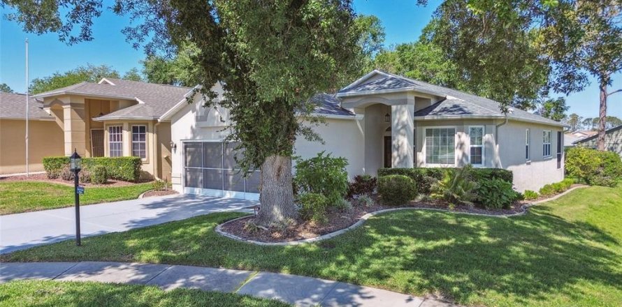 House in Hudson, Florida 3 bedrooms, 181.25 sq.m. № 1644373