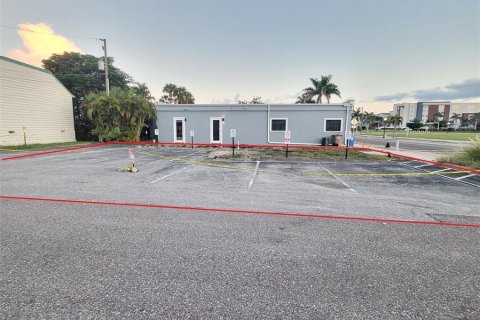 Land in Punta Gorda, Florida № 1909173 - photo 1