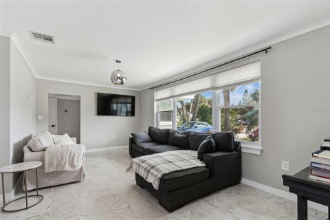 Casa en venta en Clearwater, Florida, 4 dormitorios, 160.07 m2 № 2211316 - foto 26