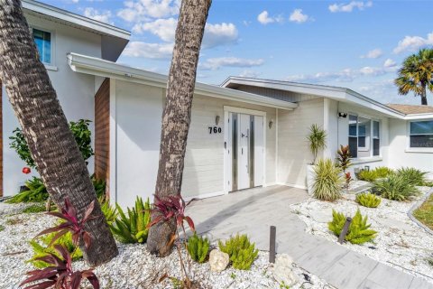 Casa en venta en Clearwater, Florida, 4 dormitorios, 160.07 m2 № 2211316 - foto 11