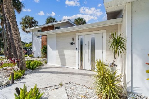 Casa en venta en Clearwater, Florida, 4 dormitorios, 160.07 m2 № 2211316 - foto 12