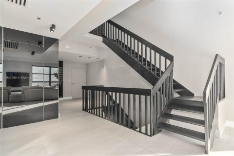 Condominio en alquiler en Aventura, Florida, 4 dormitorios, 329.15 m2 № 1965096 - foto 8