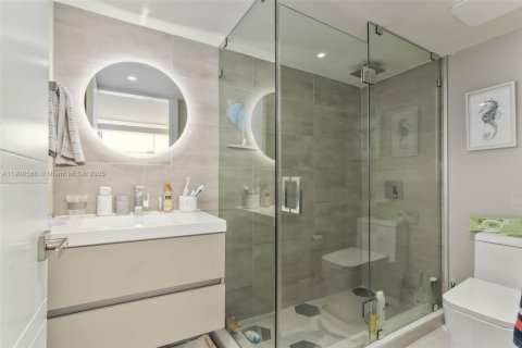 Condominio en alquiler en Aventura, Florida, 4 dormitorios, 329.15 m2 № 1965096 - foto 28