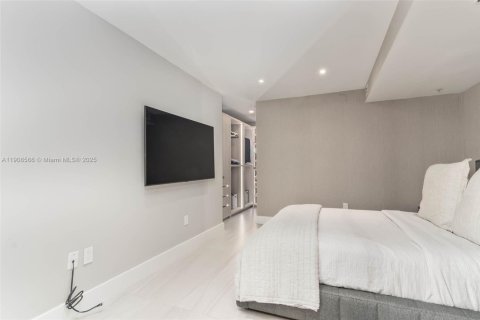 Condominio en alquiler en Aventura, Florida, 4 dormitorios, 329.15 m2 № 1965096 - foto 24