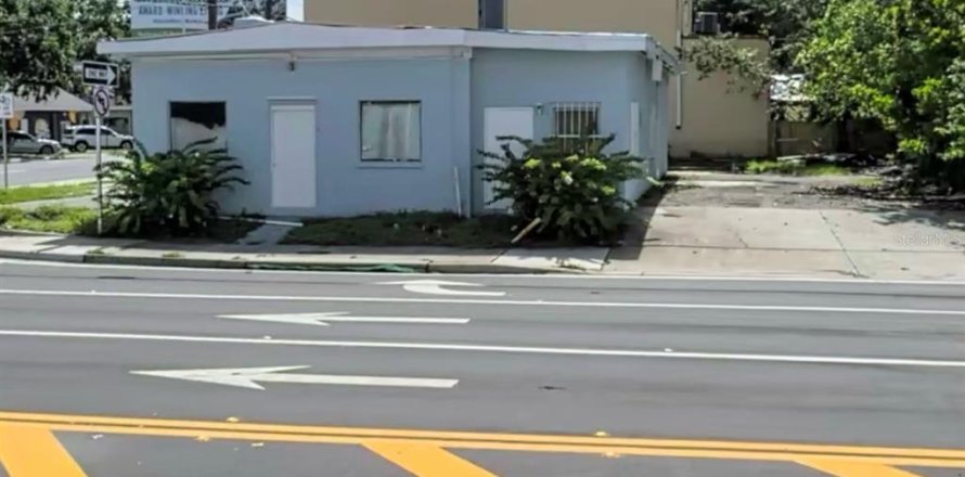 Propiedad comercial en Bradenton, Florida 178.56 m2 № 2166187
