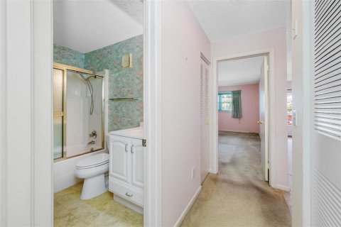 Condo in Saint Petersburg, Florida, 2 bedrooms  № 1363411 - photo 26