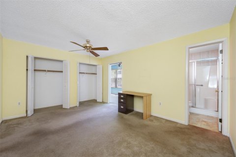Condo in Saint Petersburg, Florida, 2 bedrooms  № 1363411 - photo 23