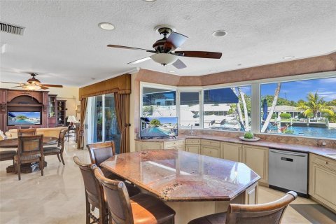Villa ou maison à vendre à Fort Lauderdale, Floride: 5 chambres, 363.25 m2 № 2146400 - photo 14