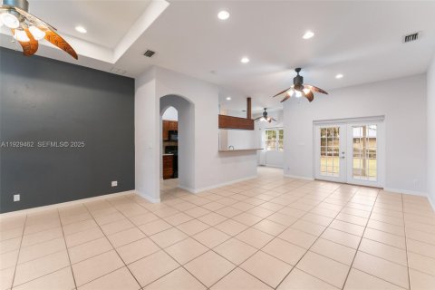 Casa en venta en LaBelle, Florida, 3 dormitorios, 149.11 m2 № 1987794 - foto 4