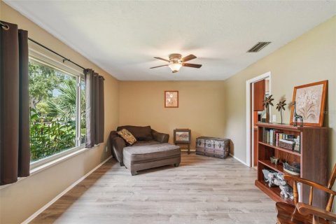 Villa ou maison à vendre à Clearwater, Floride: 3 chambres, 160.26 m2 № 1910063 - photo 4