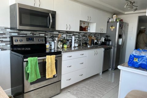 Copropriété à louer à Aventura, Floride: 3 chambres, 145.39 m2 № 2043172 - photo 6