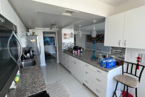 Copropriété à louer à Aventura, Floride: 3 chambres, 145.39 m2 № 2043172 - photo 7