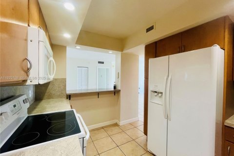 Copropriété à louer à Miami Beach, Floride: 2 chambres, 110.55 m2 № 1984091 - photo 10