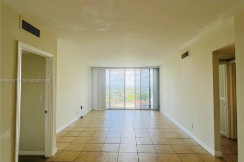 Copropriété à louer à Miami Beach, Floride: 2 chambres, 110.55 m2 № 1984091 - photo 8