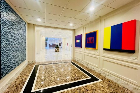 Copropriété à louer à Miami Beach, Floride: 2 chambres, 110.55 m2 № 1984091 - photo 3