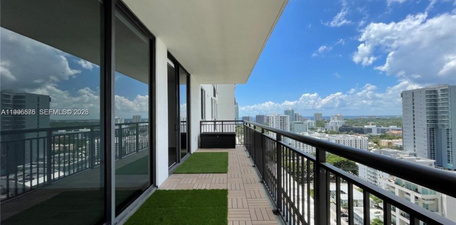 Кондоминиум с 1 спальней в Майами, Флорида № 2067743