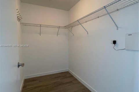 Купить кондоминиум в Майами, Флорида 1 спальня, 76.09м2, № 2067743 - фото 7