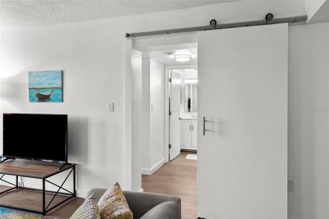 Copropriété à vendre à Clearwater, Floride: 2 chambres, 77.11 m2 № 1917020 - photo 16