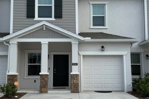 Adosado en alquiler en Davenport, Florida, 3 dormitorios, 1709572.65 m2 № 1816899 - foto 1