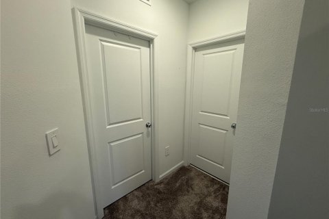 Adosado en alquiler en Davenport, Florida, 3 dormitorios, 1709572.65 m2 № 1816899 - foto 23