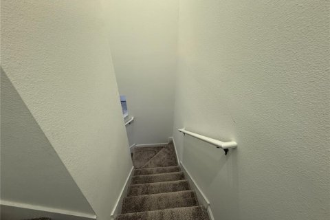 Adosado en alquiler en Davenport, Florida, 3 dormitorios, 1709572.65 m2 № 1816899 - foto 27