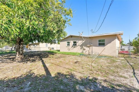 Villa ou maison à vendre à Pompano Beach, Floride: 4 chambres, 135.73 m2 № 2058098 - photo 26