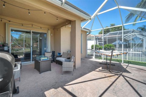 House in Coconut Creek, Florida 4 bedrooms, 178 sq.m. № 1713848 - photo 28