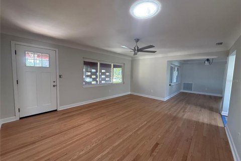 Villa ou maison à vendre à Saint Petersburg, Floride: 3 chambres, 183.39 m2 № 2330629 - photo 6