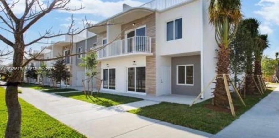 Таунхаус в Хомстед, Флорида 1 спальня, 129.88м2 № 2004235