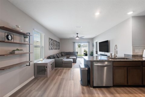Casa en venta en Odessa, Florida, 3 dormitorios, 139.73 m2 № 1898898 - foto 14