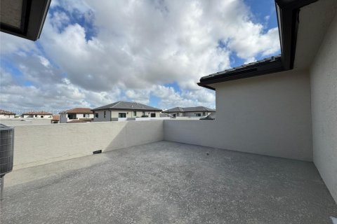 Townhouse in URBANA in Doral, Florida 3 bedrooms, 219.81 sq.m. № 1972313 - photo 17