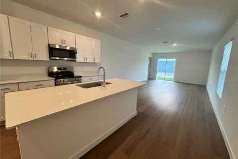 House in Ocala, Florida 3 bedrooms, 132.76 sq.m. № 2378106 - photo 6