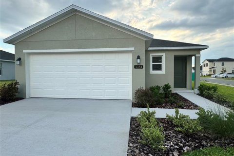 House in Ocala, Florida 3 bedrooms, 132.76 sq.m. № 2378106