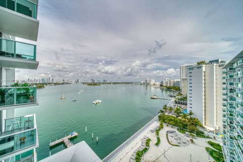 Copropriété à vendre à Miami Beach, Floride: 1 chambre, 79.15 m2 № 1887984 - photo 2