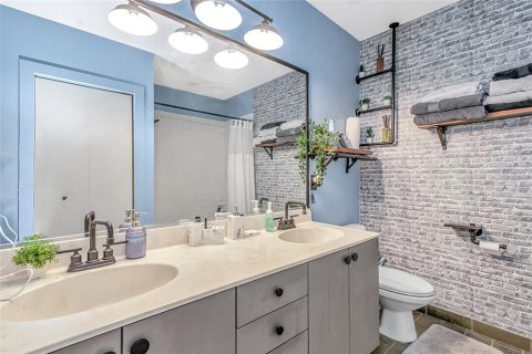 Condo in Tampa, Florida, 1 bedroom  № 2358090 - photo 25