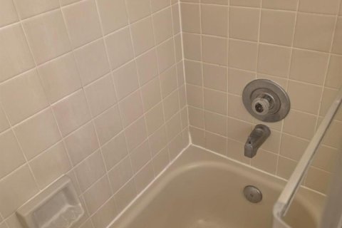 Condo in Boca Raton, Florida, 2 bedrooms  № 2240720 - photo 19