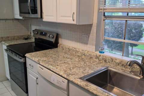 Condo in Boca Raton, Florida, 2 bedrooms  № 2240720 - photo 14