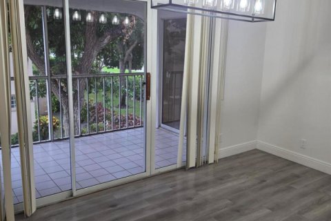Condo in Boca Raton, Florida, 2 bedrooms  № 2240720 - photo 9