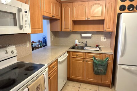 Copropriété à vendre à Hallandale Beach, Floride: 1 chambre, 60.01 m2 № 1956737 - photo 3