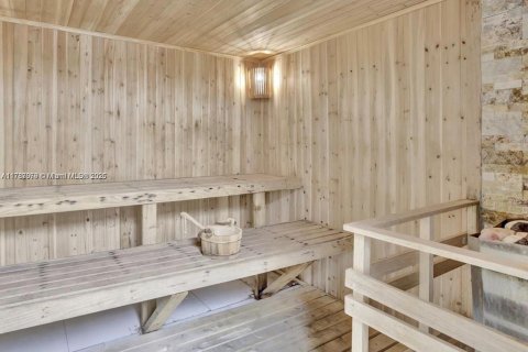 Copropriété à vendre à Hallandale Beach, Floride: 1 chambre, 60.01 m2 № 1956737 - photo 11