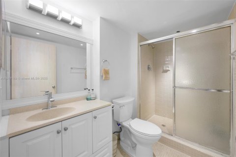 Condominio en venta en Aventura, Florida, 2 dormitorios, 112.78 m2 № 1238719 - foto 19