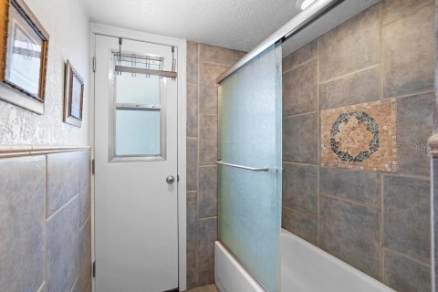 Condo in Orlando, Florida, 2 bedrooms  № 1733224 - photo 25