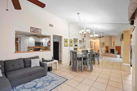 Condo in Orlando, Florida, 2 bedrooms  № 1733224 - photo 8