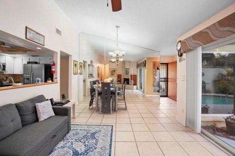 Condo in Orlando, Florida, 2 bedrooms  № 1733224 - photo 7