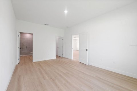 House in Ocala, Florida 4 bedrooms, 162.67 sq.m. № 1904214 - photo 24